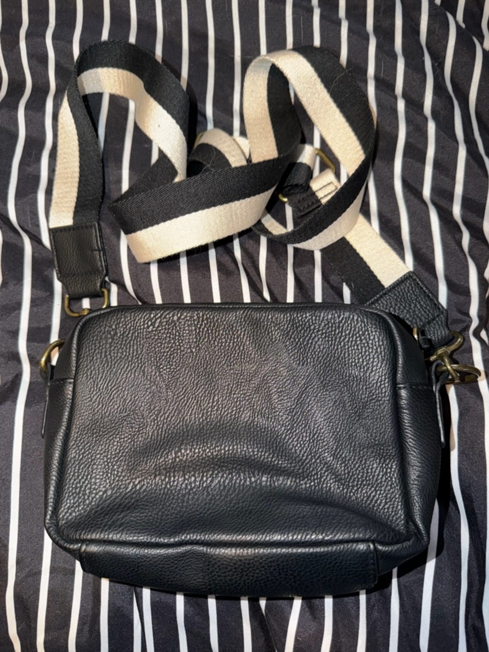 Universal Threads Black Crossbody Bag with Black & Cream Strap